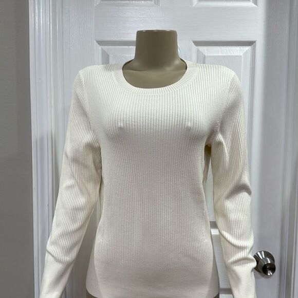 Talbots Sweaters - Talbots Ribbed Crewneck Sweater. Ivory.
